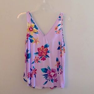 Beautiful lavender Hawaiian print sleeveless top
